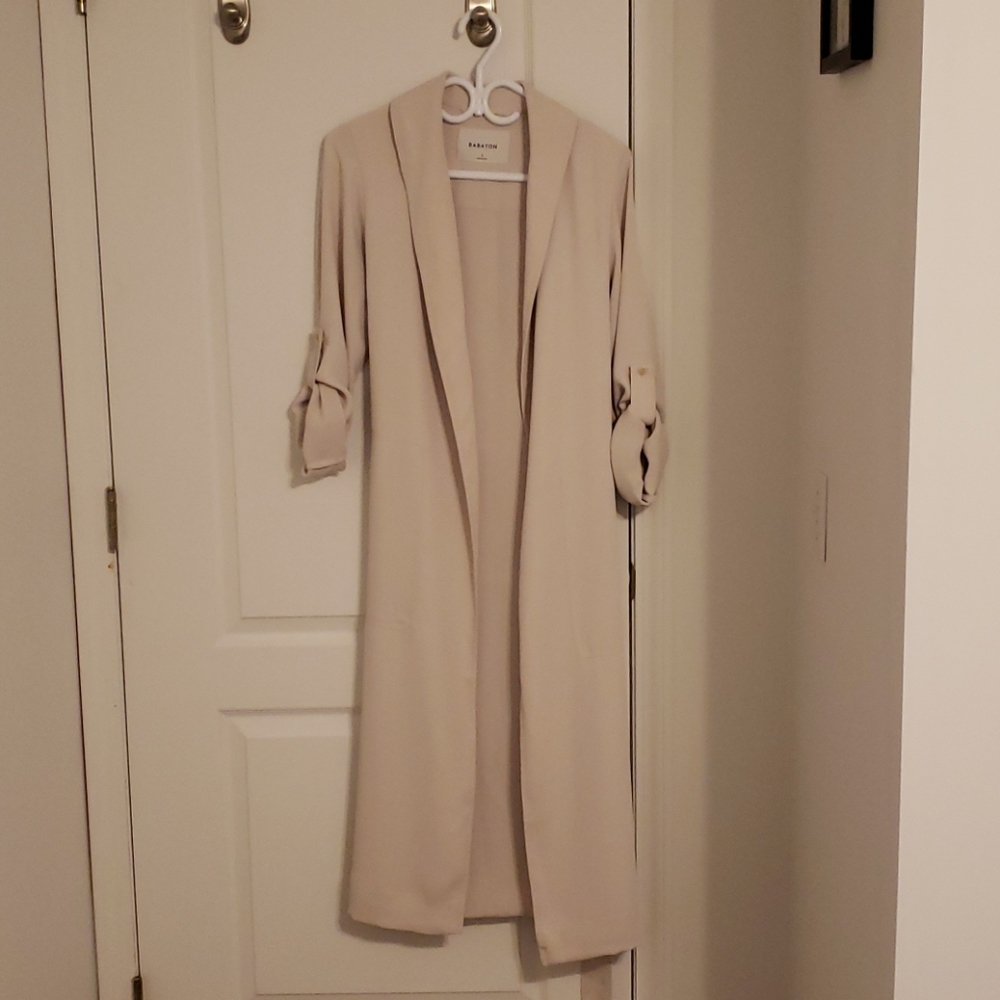 COPY - Aritizia - Babaton kahlo robe jacket bone small